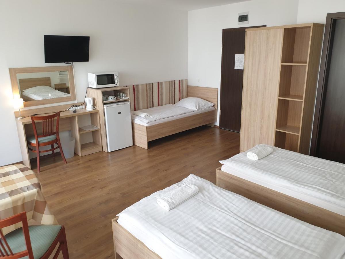 Adam Apartmanhaz Siófok Kamer foto
