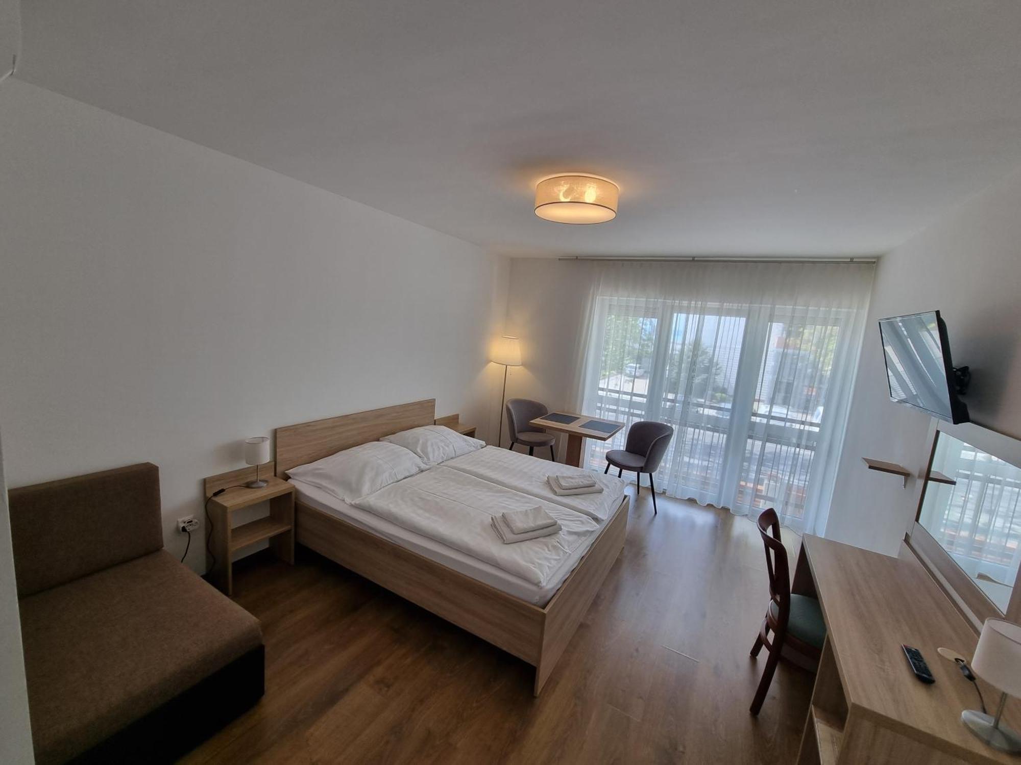 Adam Apartmanhaz Siófok Kamer foto