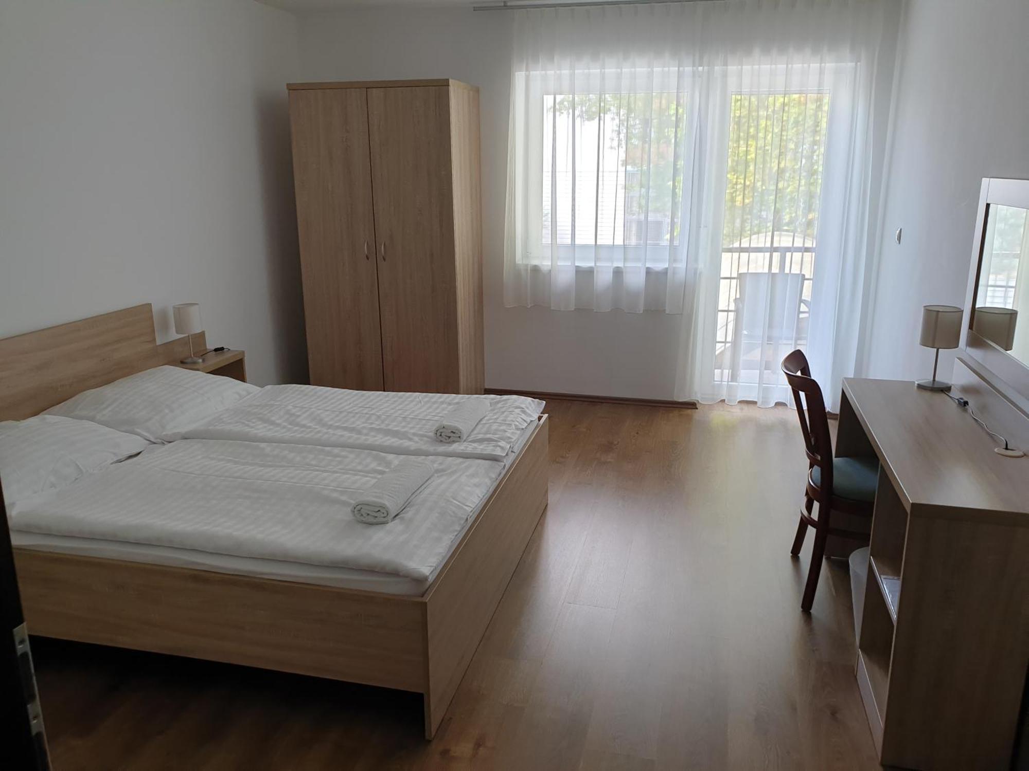 Adam Apartmanhaz Siófok Kamer foto